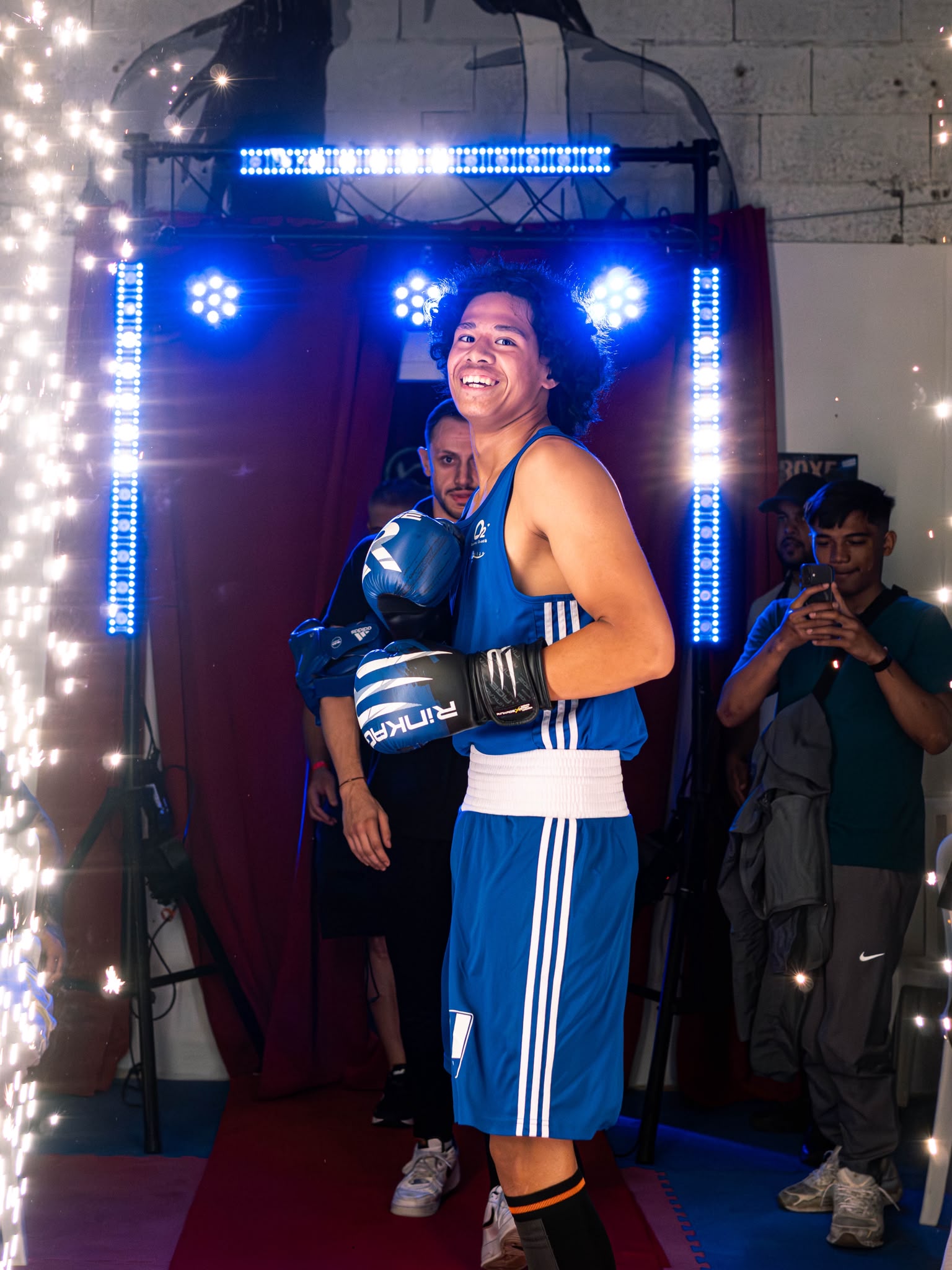 Marama Mercier au walk-out, soir de gala — Boxing Center Portet